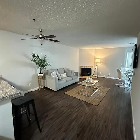 Incredible Two Bedroom Hollywood Apartments Free Parking Los Angeles Exterior foto