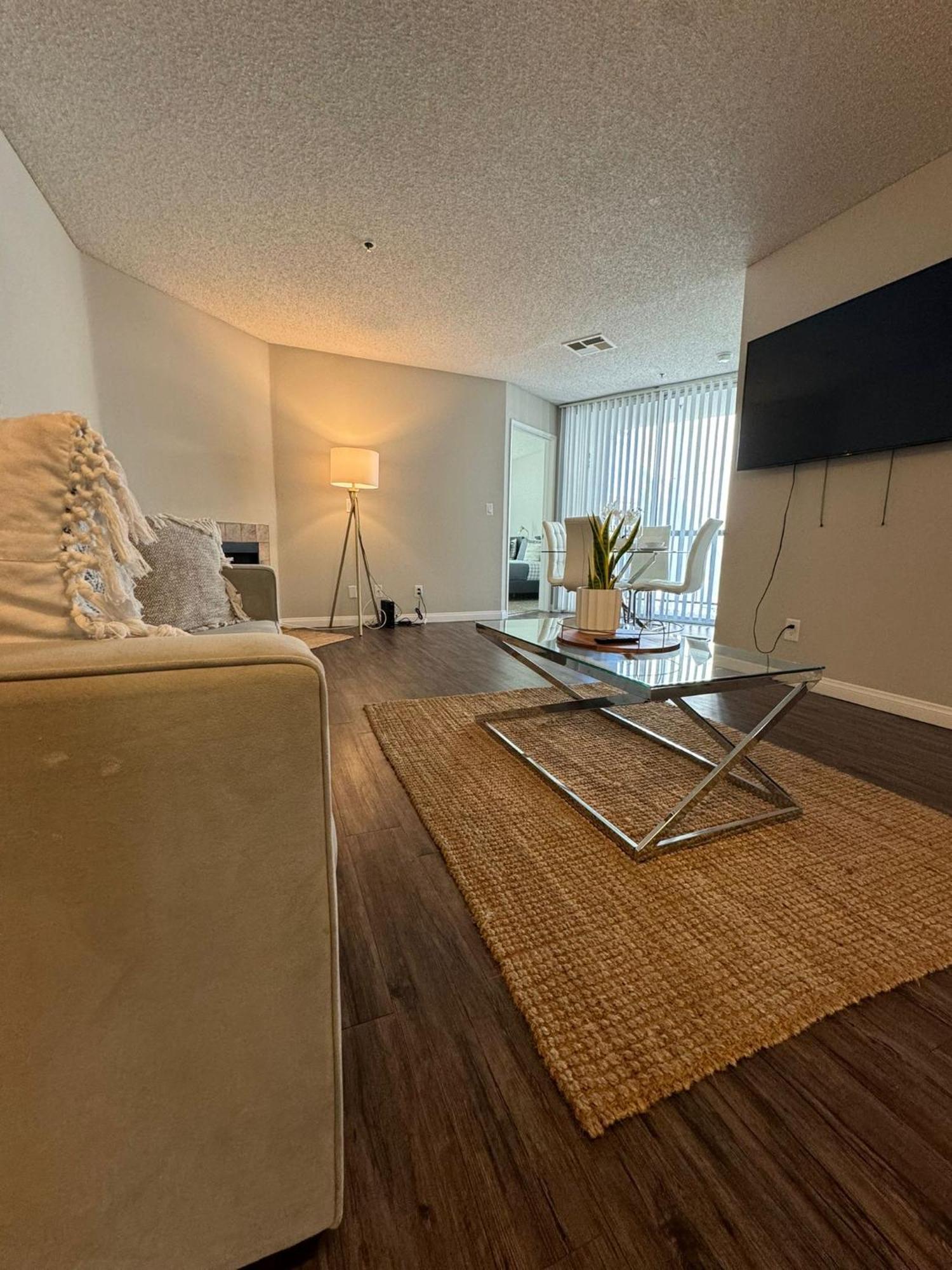 Appartement Incredible Two Bedroom Hollywood Free Parking