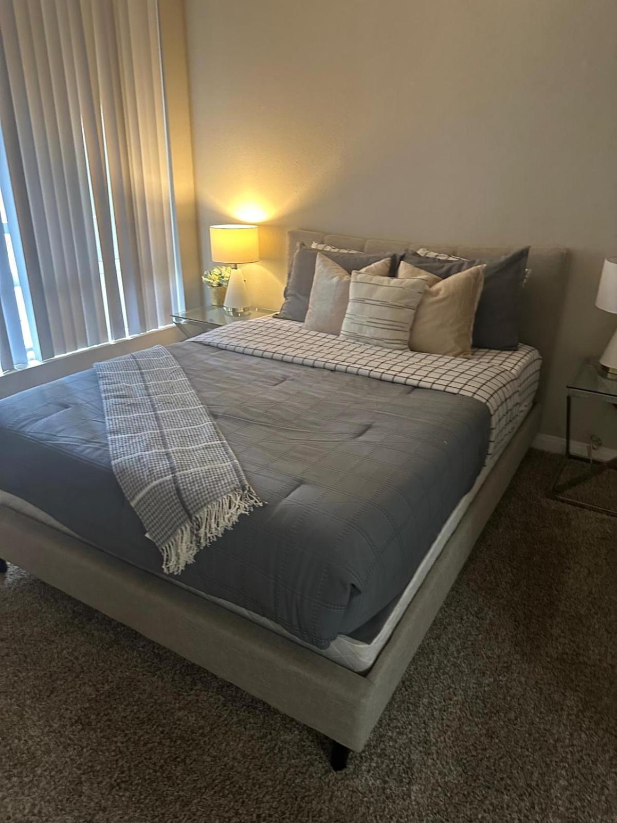 Appartement Incredible Two Bedroom Hollywood Free Parking